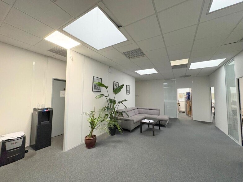 8 Rue De L'Angoumois, Argenteuil à louer - Photo de l’immeuble – Image 2 sur 20