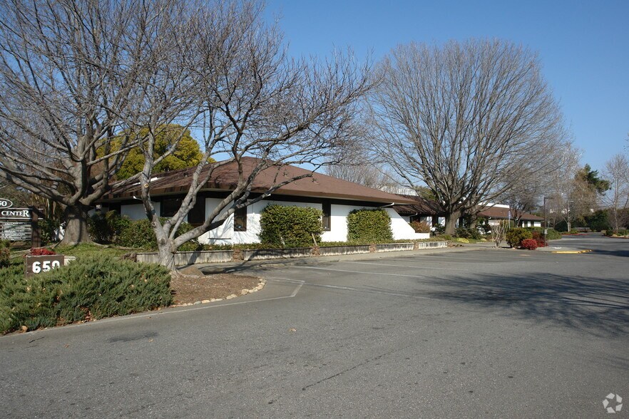 650 Rio Lindo Ave, Chico, CA à vendre - Photo principale – Image 1 sur 15
