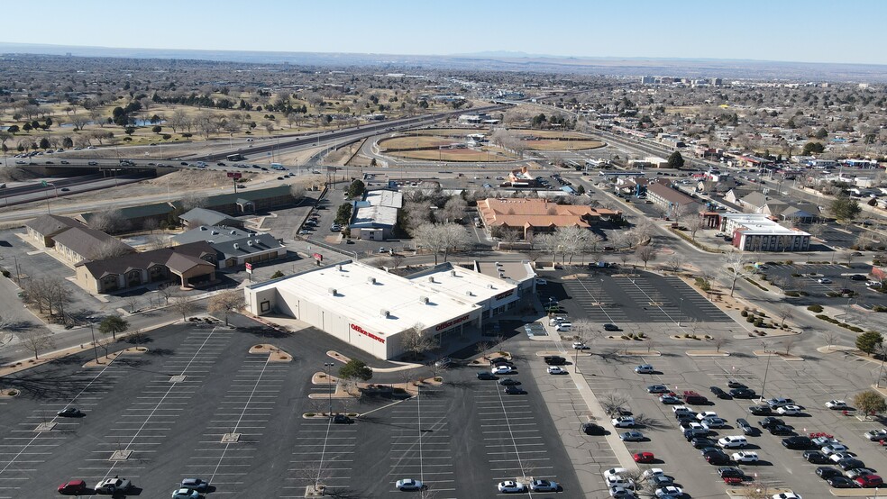 11110-11150 Lomas Blvd NE, Albuquerque, NM à louer - Photo de l’immeuble – Image 3 sur 4