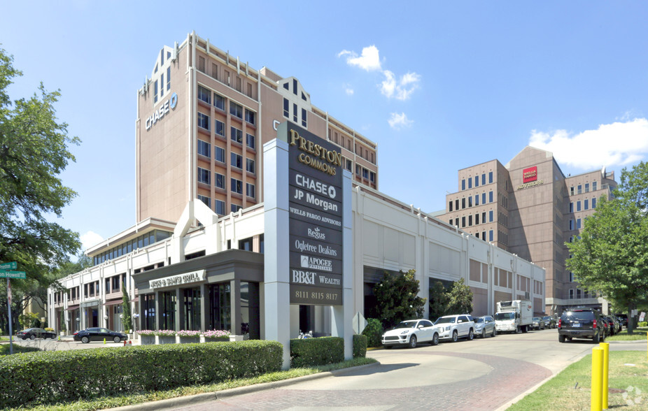 8111 Preston Rd, Dallas, TX à louer - Photo de l’immeuble – Image 2 sur 27