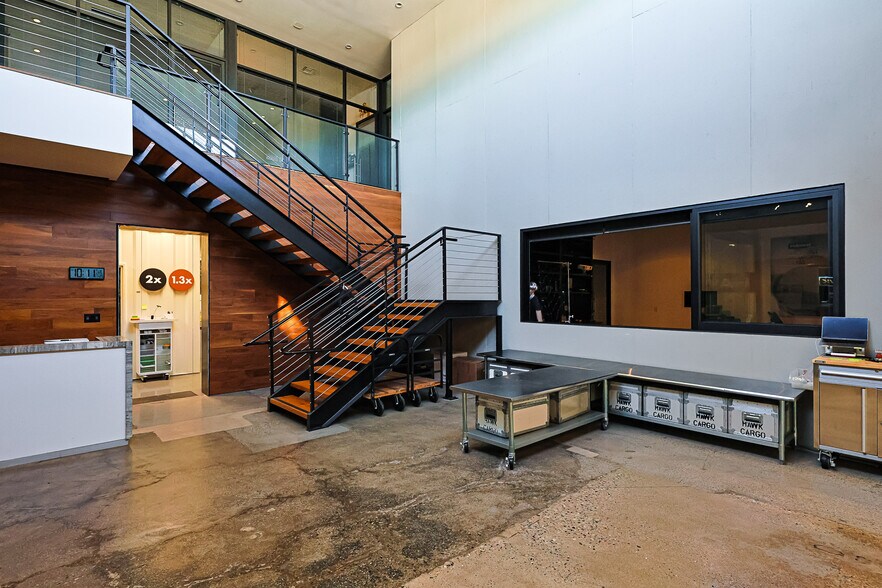 5009 Exposition Blvd, Los Angeles, CA à vendre - Photo de l’immeuble – Image 3 sur 8