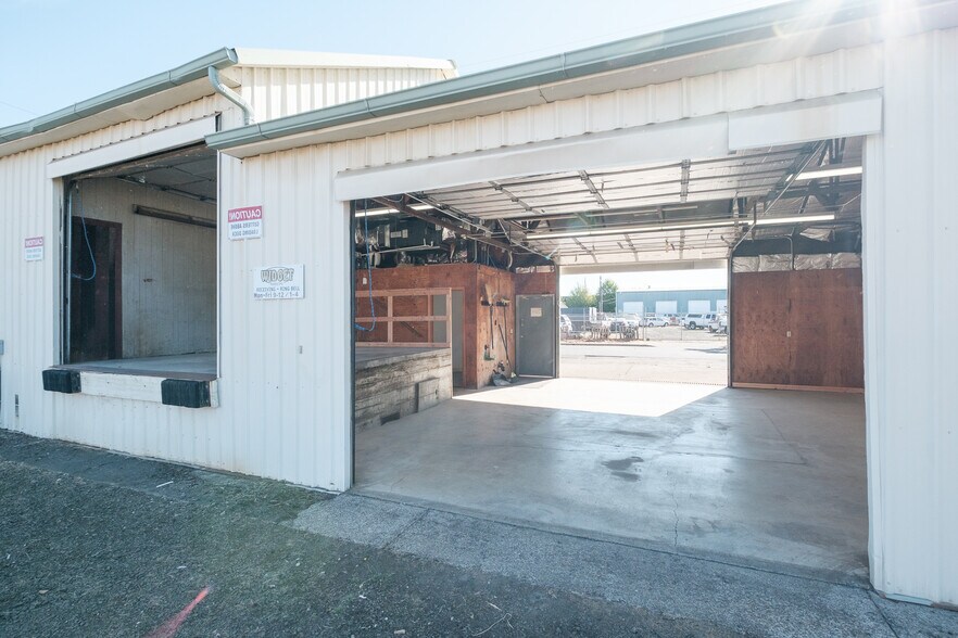 500 Queen Ave SW, Albany, OR à vendre - Photo de l’immeuble – Image 3 sur 24