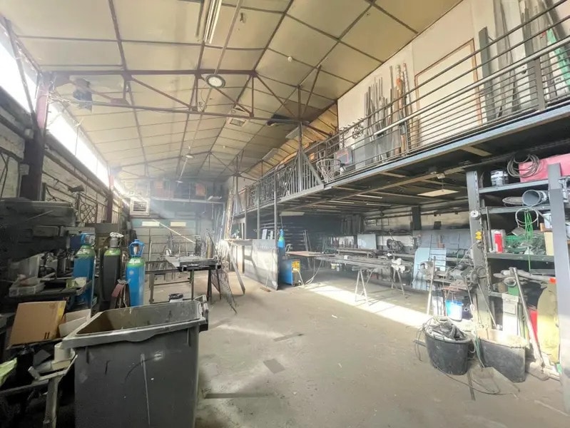 Industriel/Logistique dans Mareil-Marly à vendre Photo intérieure– Image 1 sur 8