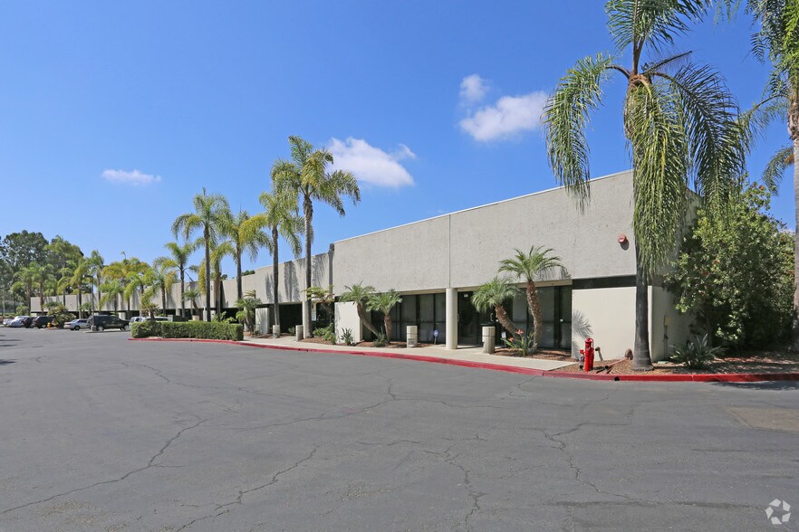 4168 Avenida de la Plata, Oceanside, CA à louer - Photo de l’immeuble – Image 3 sur 8