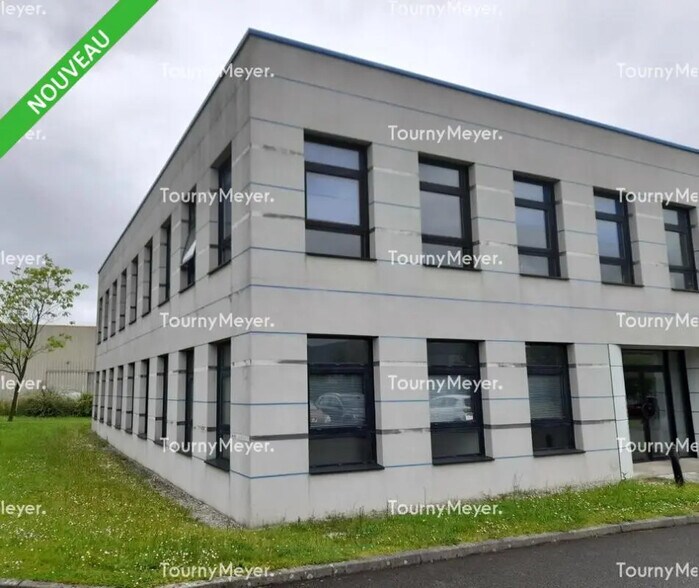 Bureau dans Pacé à louer - Photo principale – Image 1 sur 4