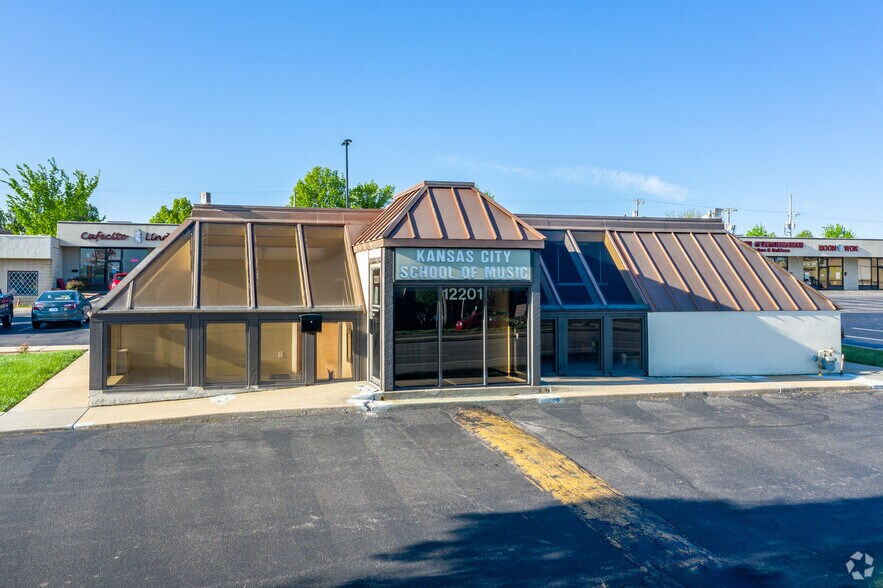 12219-12247 W 87th Street Pky, Lenexa, KS à louer - Photo de l’immeuble – Image 2 sur 4