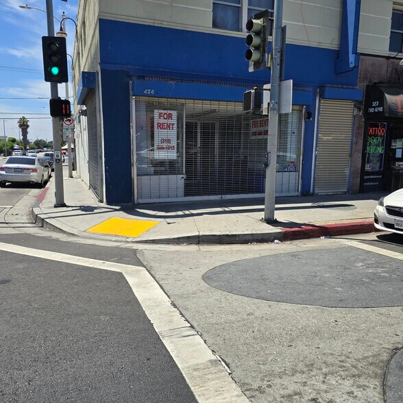 4740 Whittier Blvd, East Los Angeles, CA à louer - Photo de l’immeuble – Image 2 sur 15
