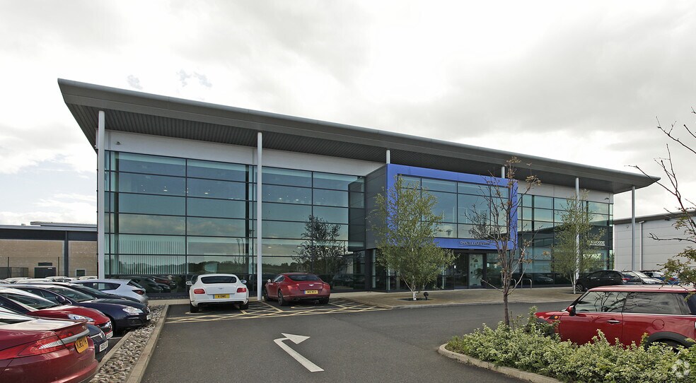 Gosforth Park Ave, Newcastle Upon Tyne à vendre - Photo de l’immeuble – Image 2 sur 2