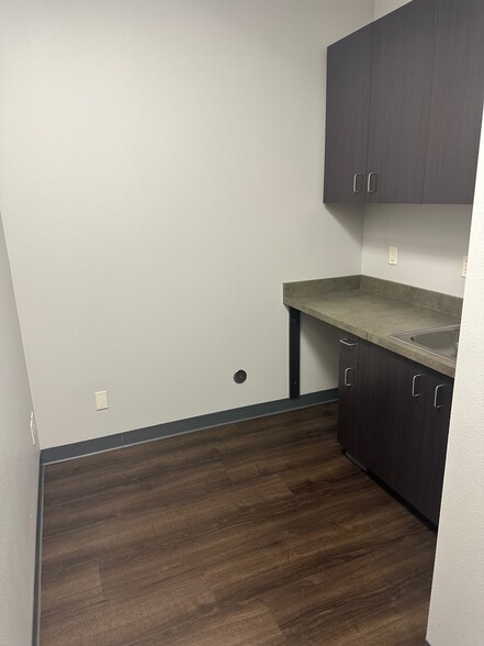 7780 N Fresno St, Fresno, CA à louer - Photo intérieure – Image 3 sur 9