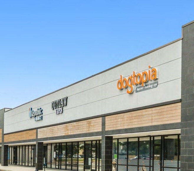 7130-7157 Atascocita Rd, Humble, TX à vendre - Photo de l’immeuble – Image 3 sur 7