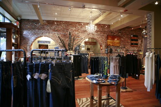 75 Congress St, Portsmouth, NH à louer Photo intérieure– Image 1 sur 15