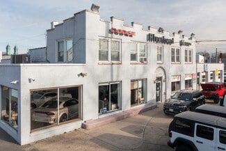 Plus de détails pour 642 W Main St, Riverhead, NY - Industriel/Logistique à louer