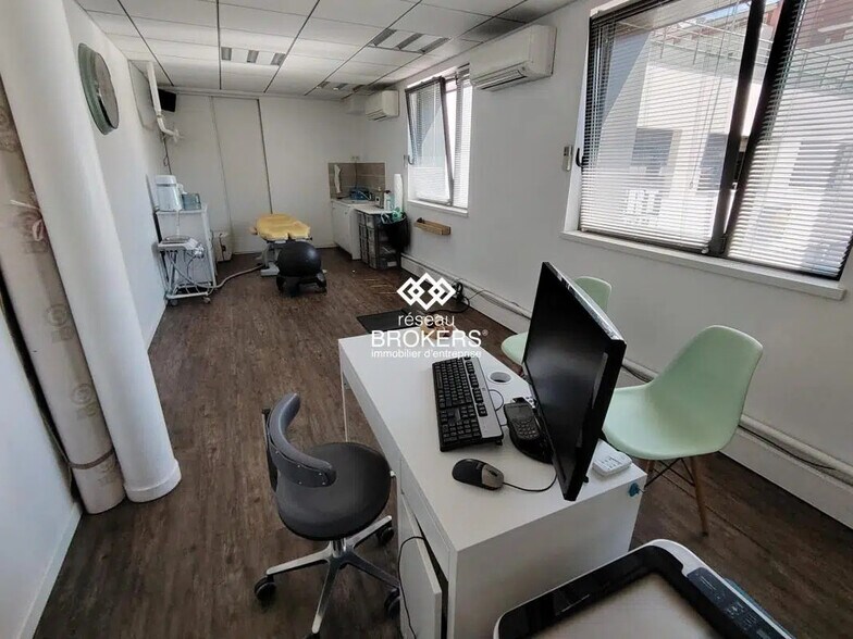 Bureau dans Grenoble à vendre - Photo de l’immeuble – Image 3 sur 12