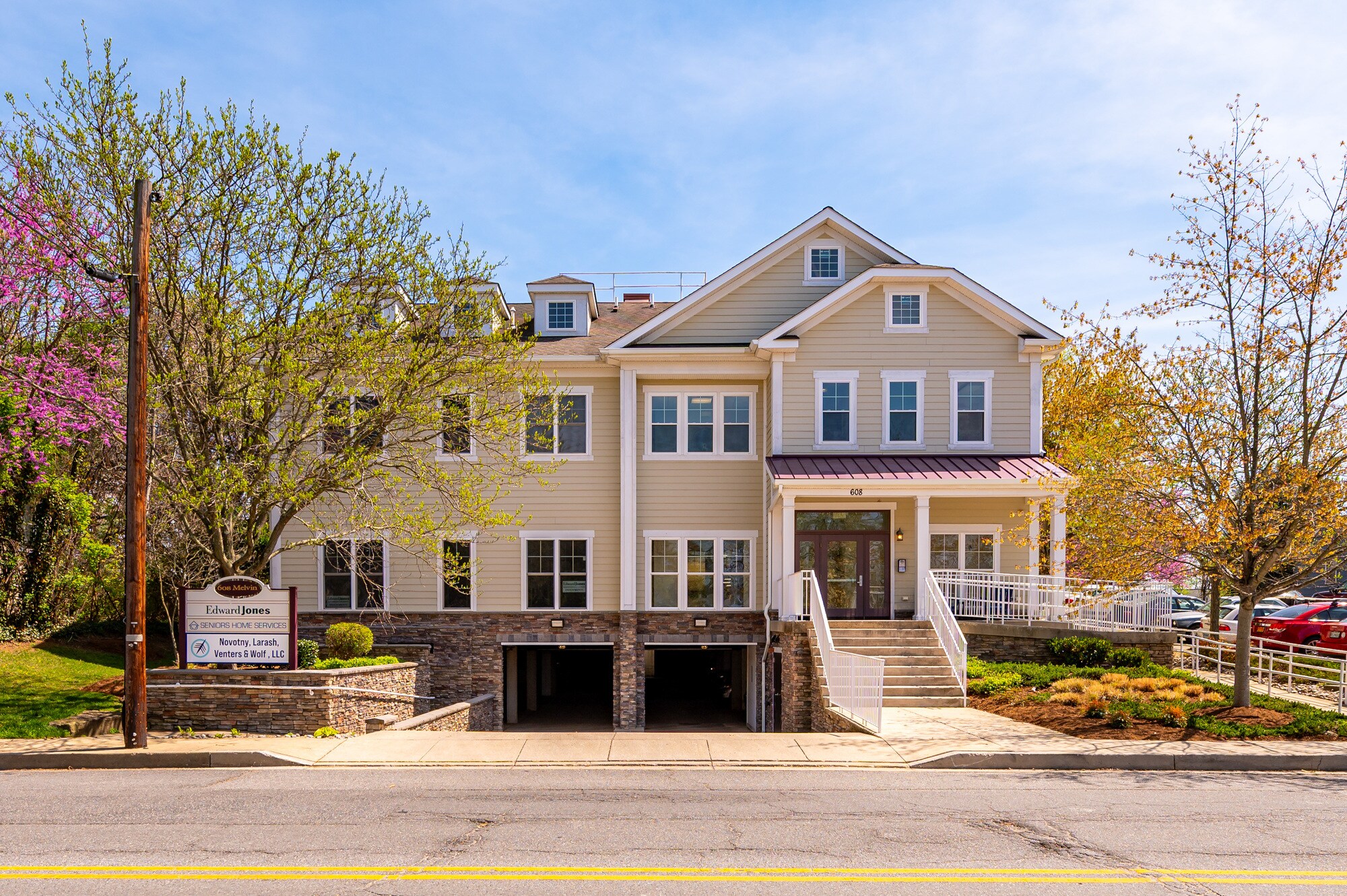 608 Melvin Ave, Annapolis, MD à louer Photo de l’immeuble– Image 1 sur 14