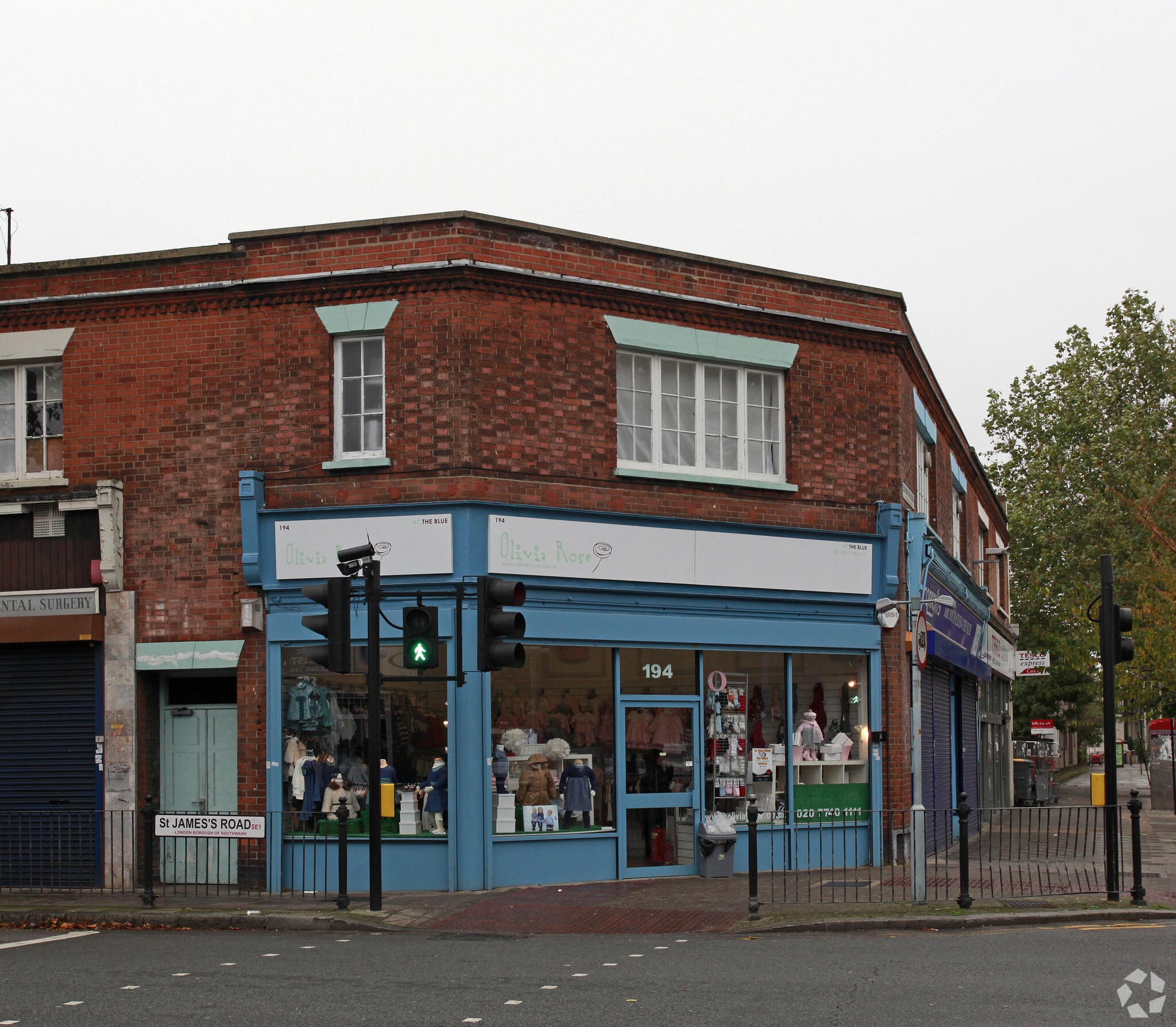 194-194A Southwark Park Rd, Londres à louer Photo principale– Image 1 sur 5