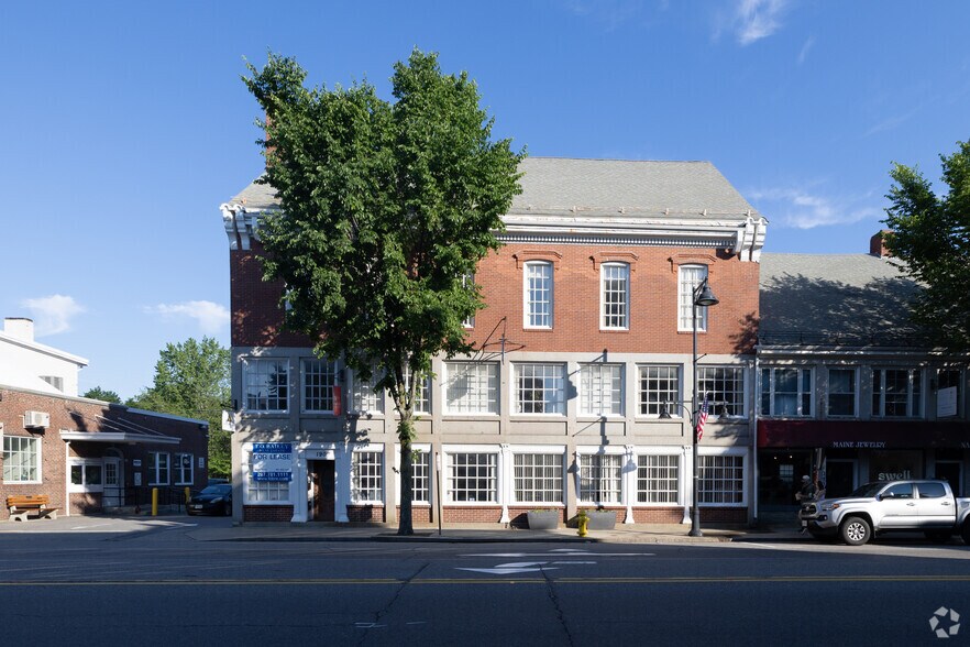 190 Main St, Saco, ME à vendre - Photo de l’immeuble – Image 2 sur 3