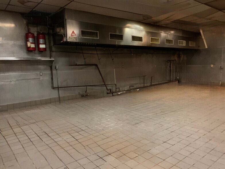 478 Rockaway Ave, Brooklyn, NY à louer - Photo de l’immeuble – Image 3 sur 4