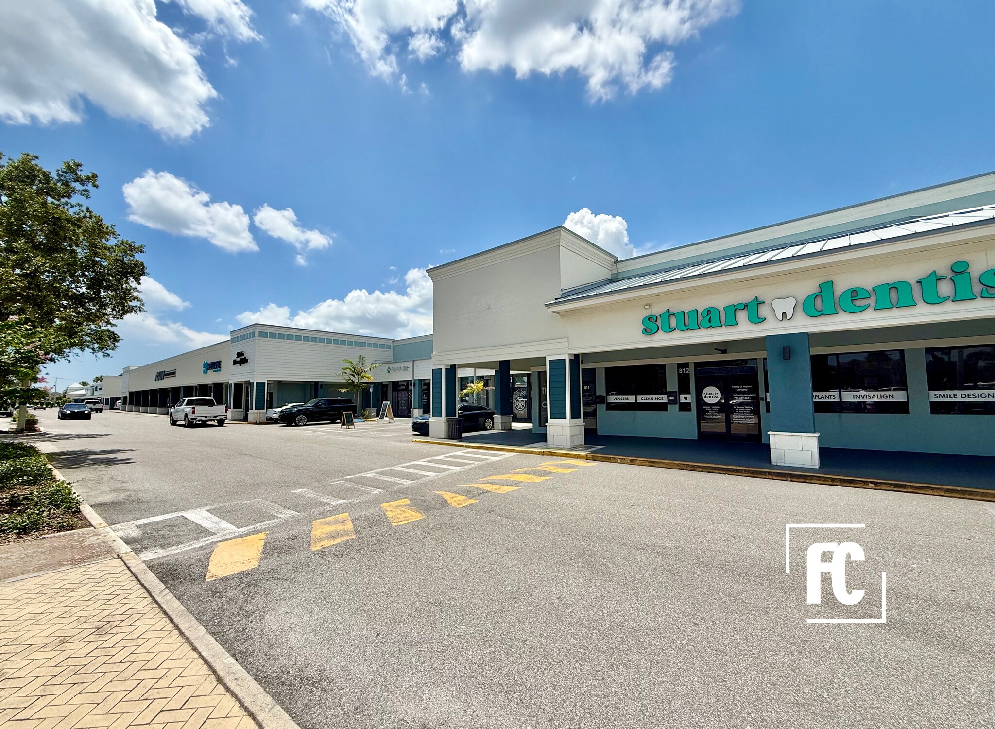 746 SW Federal Hwy, Stuart, FL à louer Photo de l’immeuble– Image 1 sur 11