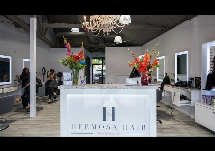 300 Pacific Coast Hwy, Hermosa Beach, CA à louer - Photo de l’immeuble – Image 2 sur 3