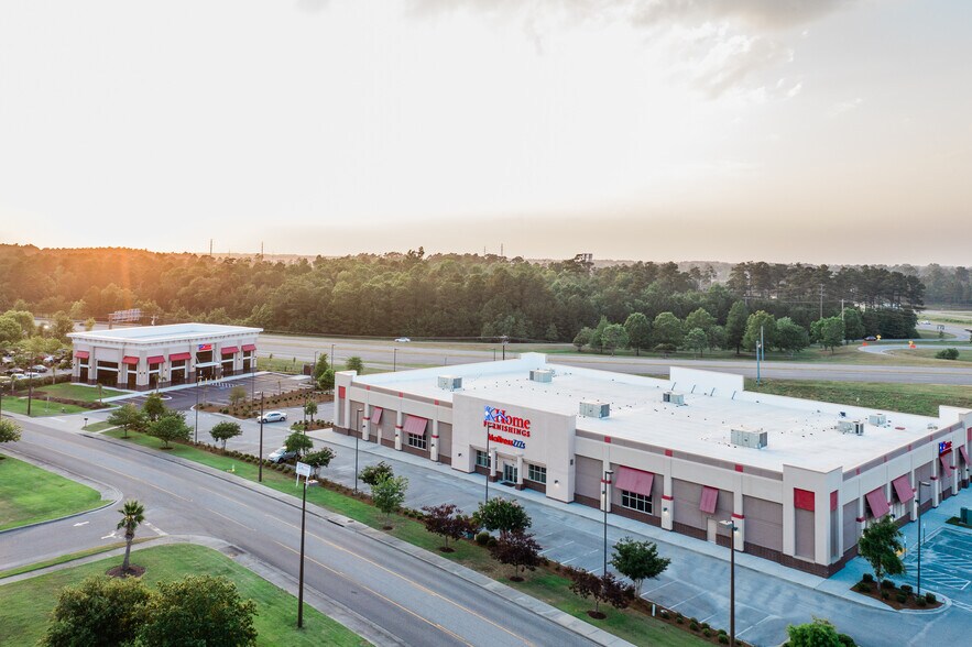 1100 Oak Forest Ln, Myrtle Beach, SC à louer - Photo de l’immeuble – Image 2 sur 8