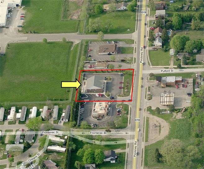 1004 S Michigan Ave, Howell, MI à vendre - Aérien – Image 2 sur 7
