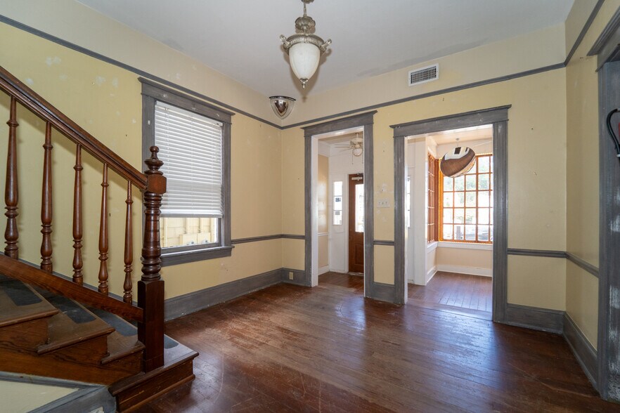 60 San Marco Ave, Saint Augustine, FL à louer - Photo de l’immeuble – Image 3 sur 31