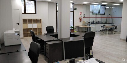 Bureau dans Las Rozas de Madrid, Madrid à louer Photo intérieure– Image 2 sur 5