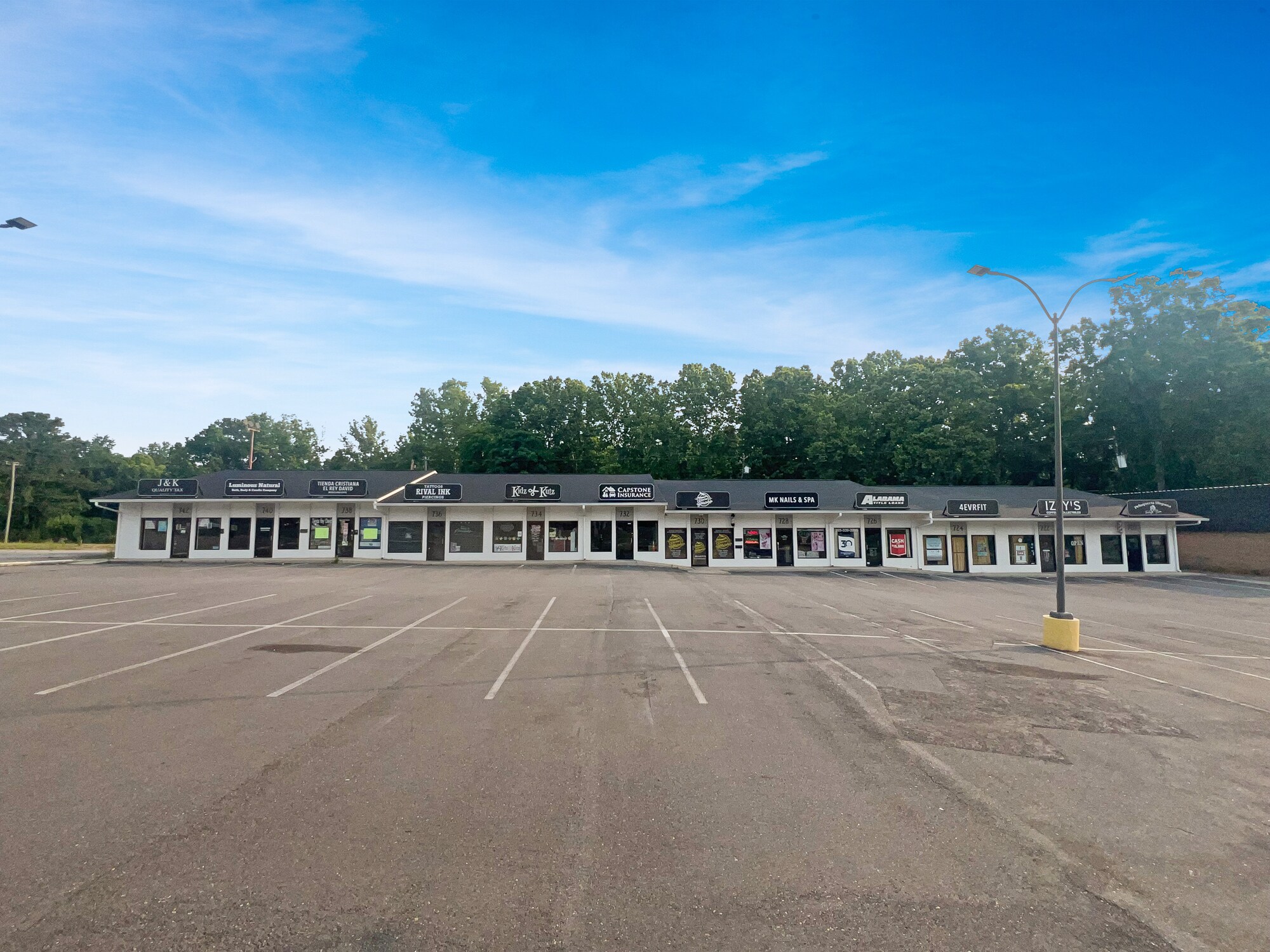 720-742 McFarland Blvd, Northport, AL à louer Photo de l’immeuble– Image 1 sur 16