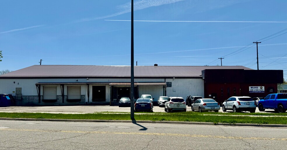 1149 S Pennsylvania Ave, Lansing, MI à vendre - Photo principale – Image 1 sur 15