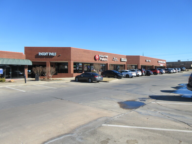 11601-11811 S Western Ave, Oklahoma City, OK à louer - Photo de l’immeuble – Image 3 sur 5
