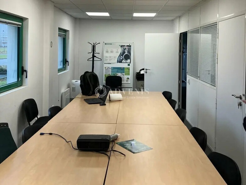 Bureau dans Le Subdray à vendre - Photo intérieure – Image 1 sur 3