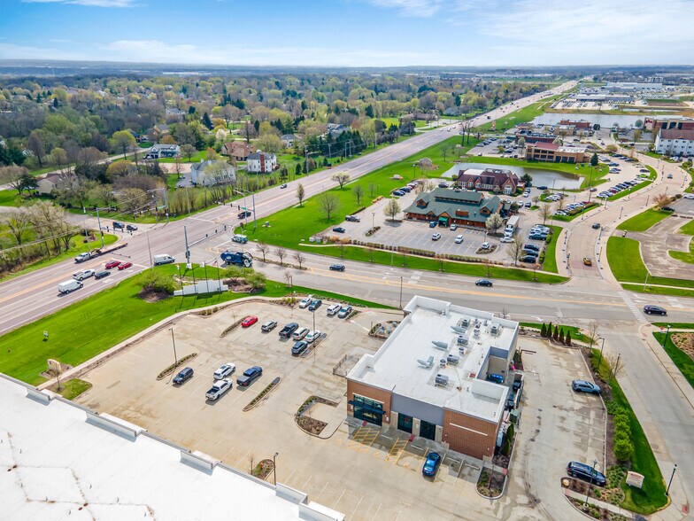 2500-2510 N Randall Rd, Elgin, IL à vendre - Photo de l’immeuble – Image 3 sur 6
