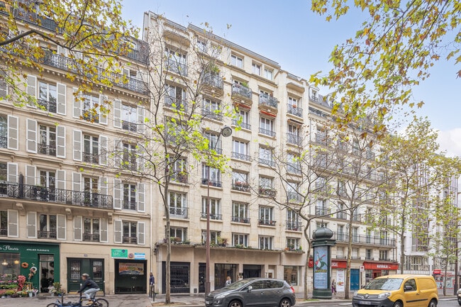 Plus de détails pour 198 Boulevard Voltaire, Paris - Local commercial à louer