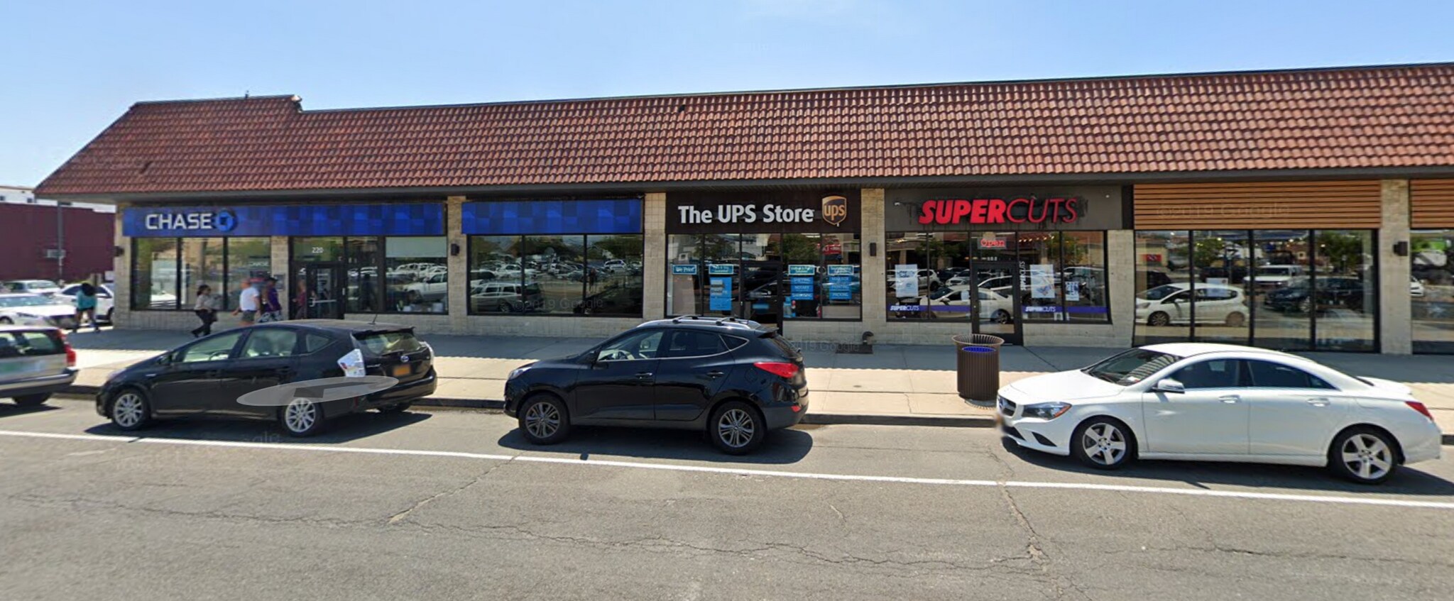 220 E Park Ave, Long Beach, NY à louer Photo principale– Image 1 sur 2