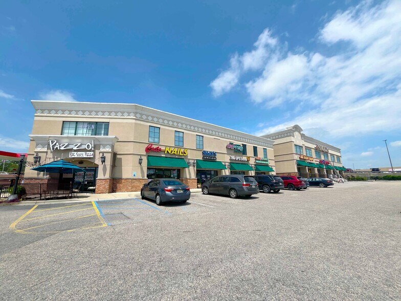 1676 Montgomery Hwy, Birmingham, AL à louer - Photo de l’immeuble – Image 1 sur 8