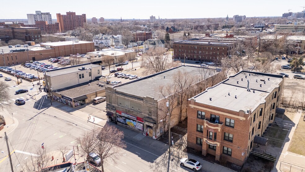 731 E 14th St, Minneapolis, MN à vendre - Photo de l’immeuble – Image 2 sur 31