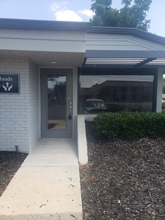 Plus de détails pour 600 Houze Way, Roswell, GA - Bureau à louer