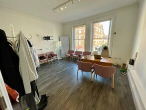 204 Fulham Rd, Londres à louer Photo intérieure– Image 1 sur 4