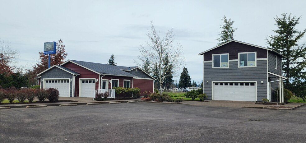 264 Melton Rd, Creswell, OR à vendre - Photo de l’immeuble – Image 2 sur 17