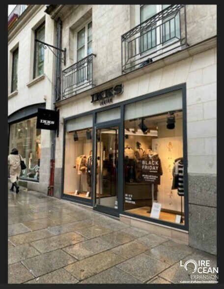 Local commercial dans Nantes à louer - Photo de l’immeuble – Image 1 sur 6