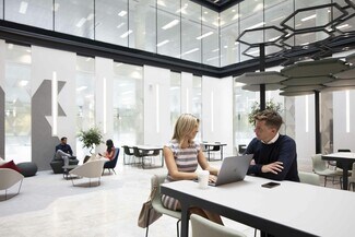 Plus de détails pour 33 Forbury Rd, Reading - Bureau à louer