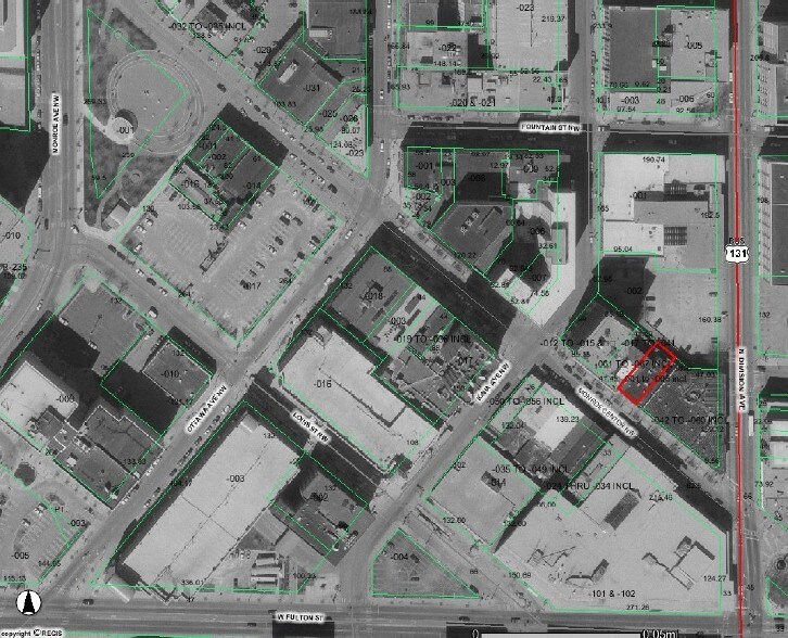 52-54 Monroe Center St NW, Grand Rapids, MI à louer - Aérien – Image 2 sur 5