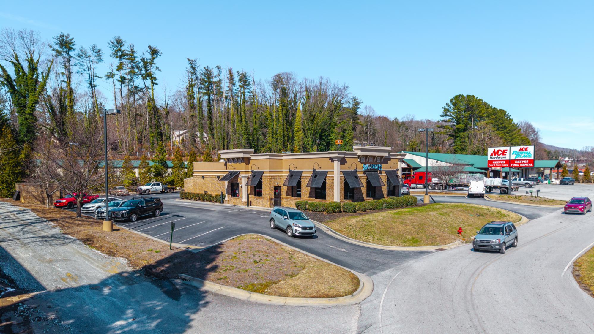 43 Bo James St, Clayton, GA à vendre Photo principale– Image 1 sur 4