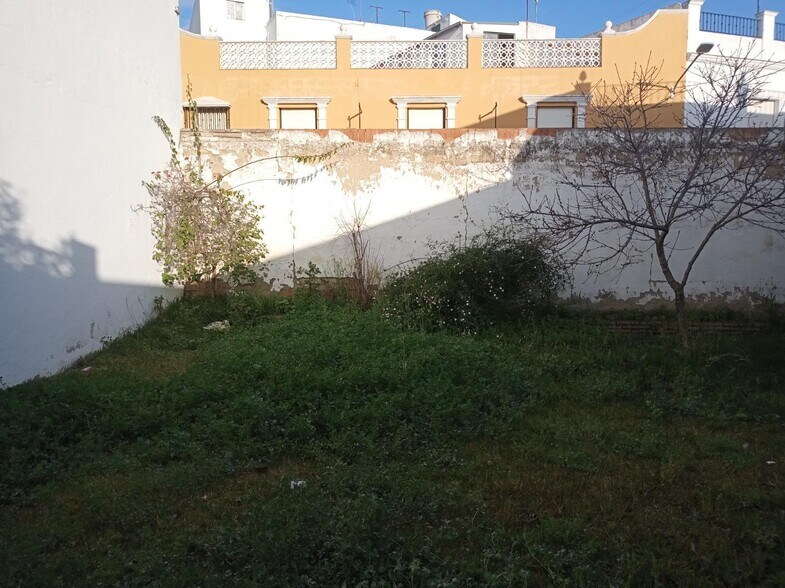 Terrain dans Cantillana, Sevilla à vendre - Photo de l’immeuble – Image 3 sur 10