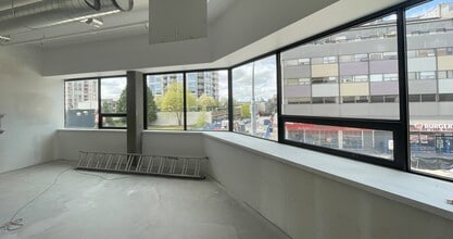 555 Sixth St, New Westminster, BC à louer Photo intérieure– Image 1 sur 5