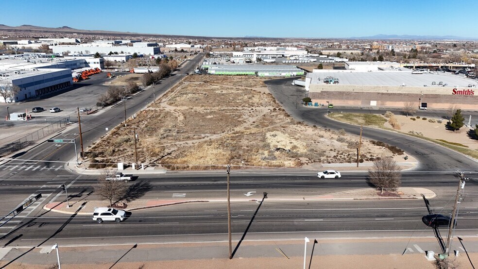 6921 Central NW ave, Albuquerque, NM à vendre - Photo de l’immeuble – Image 2 sur 15