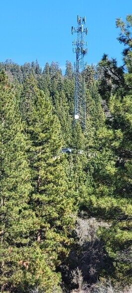 16774 Hinton Dr, Truckee, CA à vendre - Photo principale – Image 1 sur 13