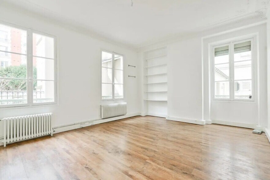 Bureau dans Paris à louer - Photo de l’immeuble – Image 3 sur 9
