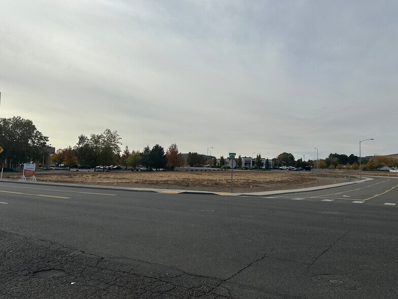 2602 Union St, Kennewick, WA à vendre - Photo de l’immeuble – Image 3 sur 4