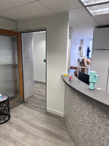 414 N Camden Dr, Beverly Hills, CA à louer - Photo de l’immeuble – Image 2 sur 12